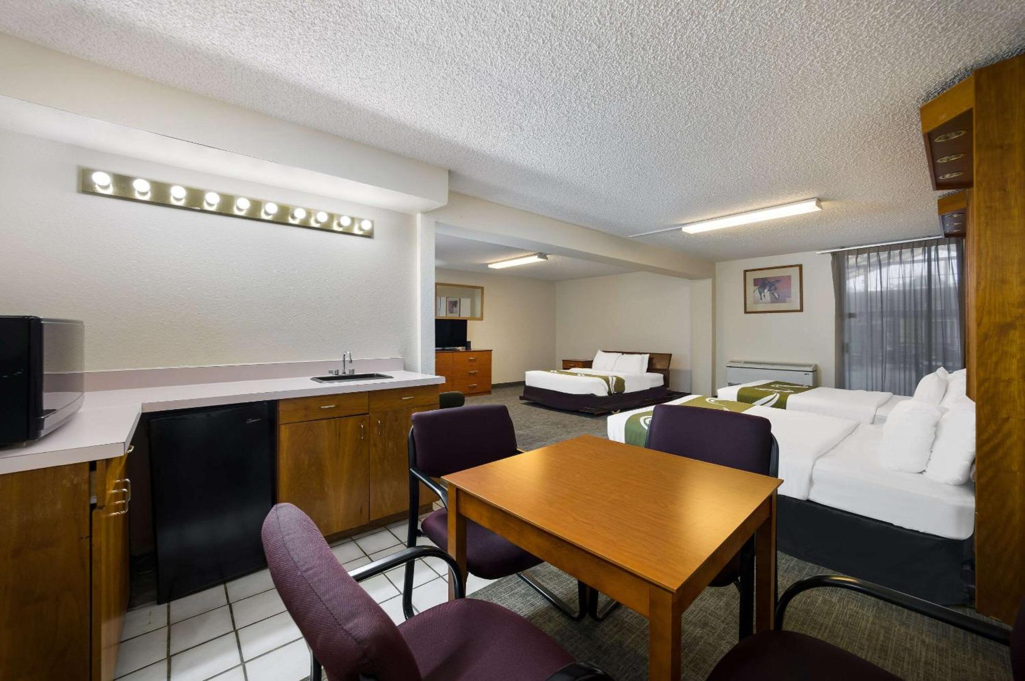 Hotel Quality & Canon Canon City