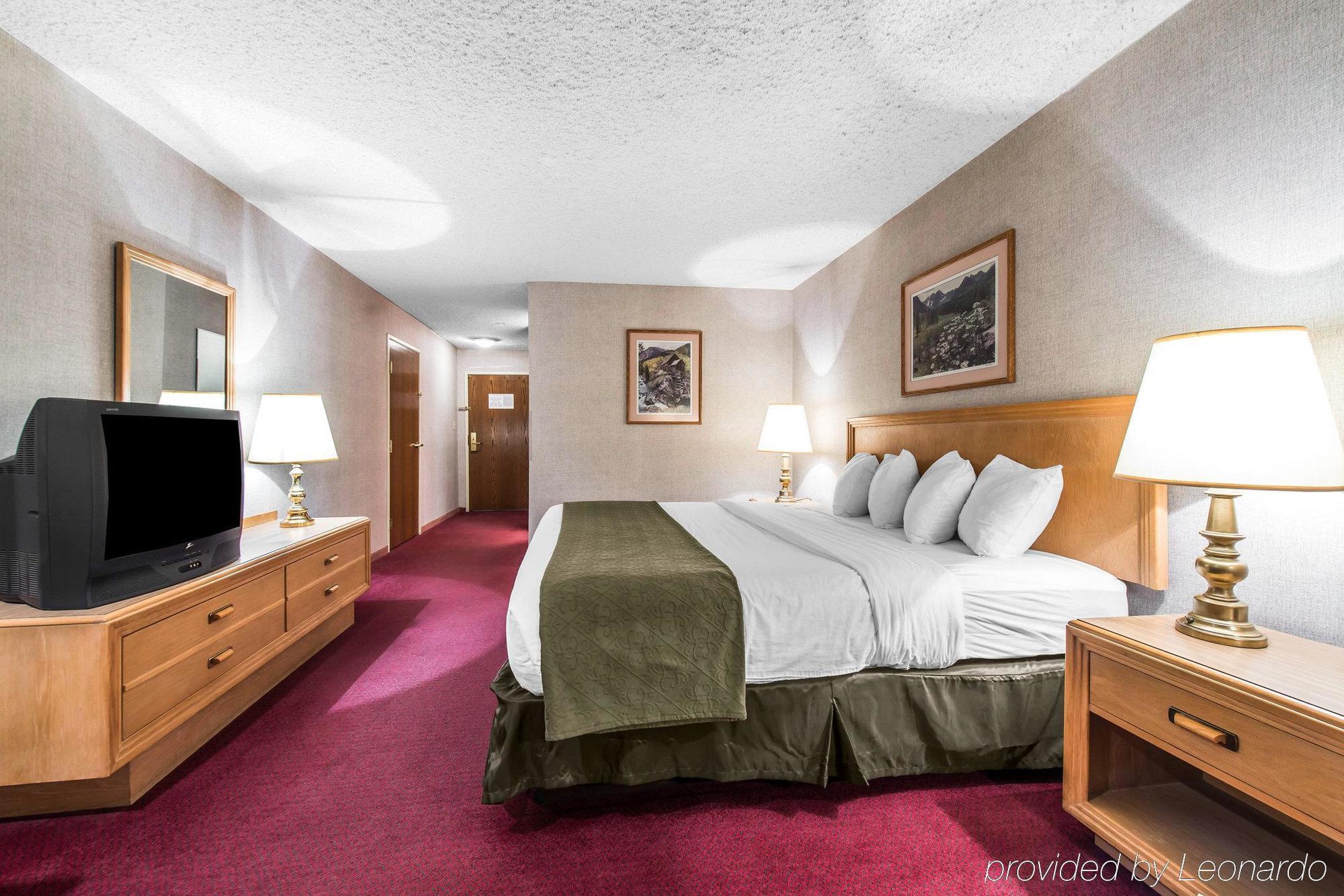 Hotel Quality & Canon